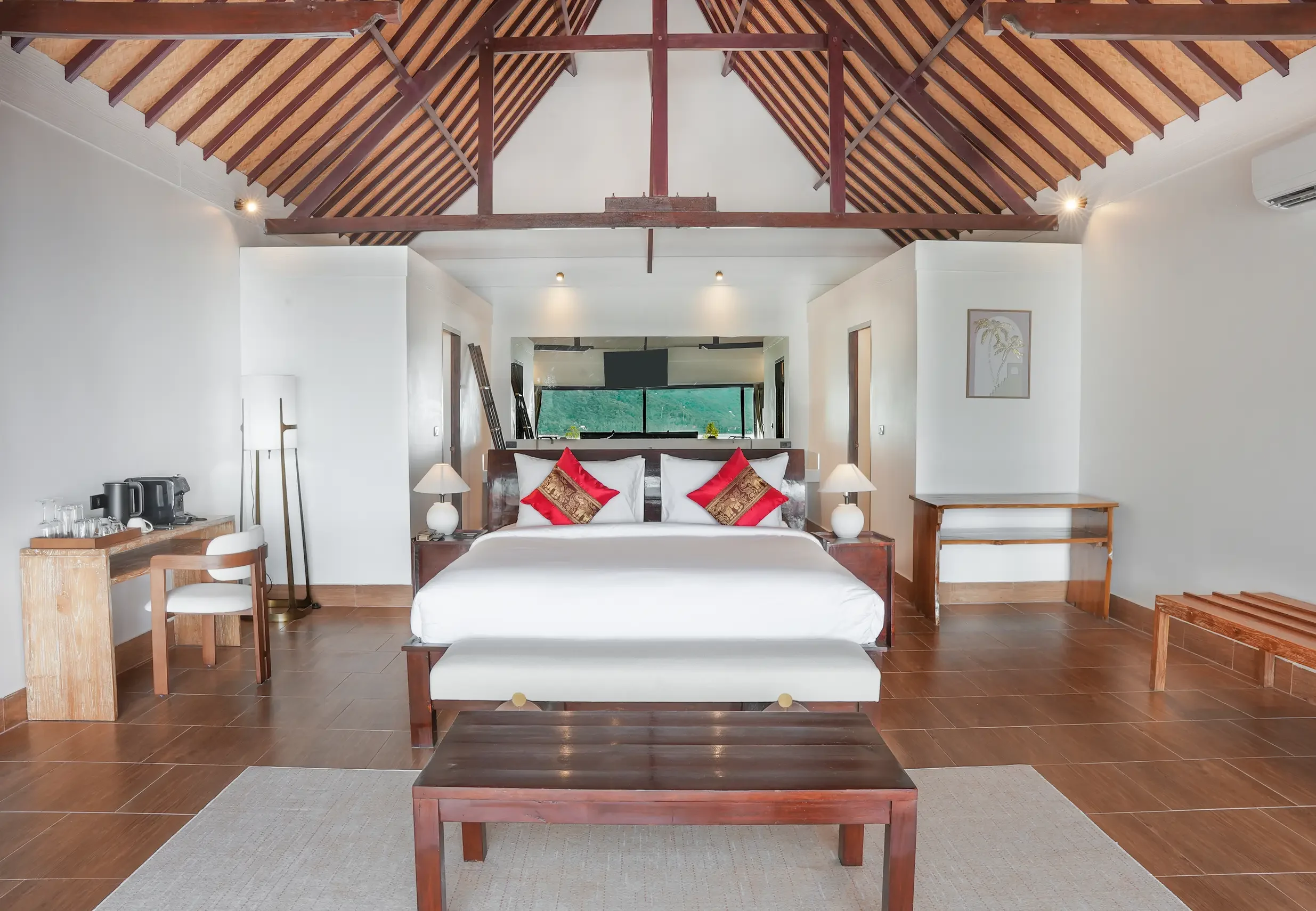 Rooftop Beach Front Pool Suite